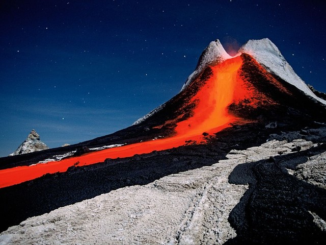 Вулкан, Танзания, Фото: Olivier Grunewald
