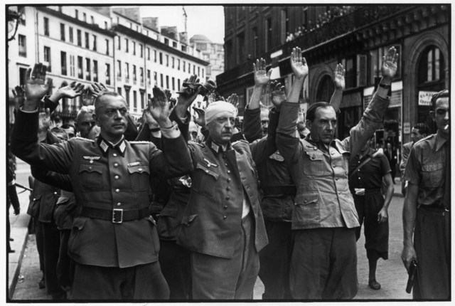 France. Paris. 25 August 1944. Near the Opera, German officers taken prisoner at the nearby Kommandantur.