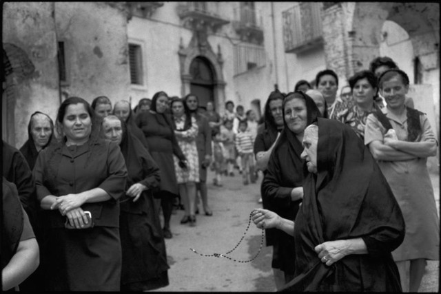 Italy. Basilicata. Grassano. 1973. Pilgrimage to St Innocent.