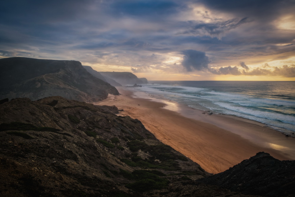 A golden sunset on Cordoama Beach Author: Сергій Вовк