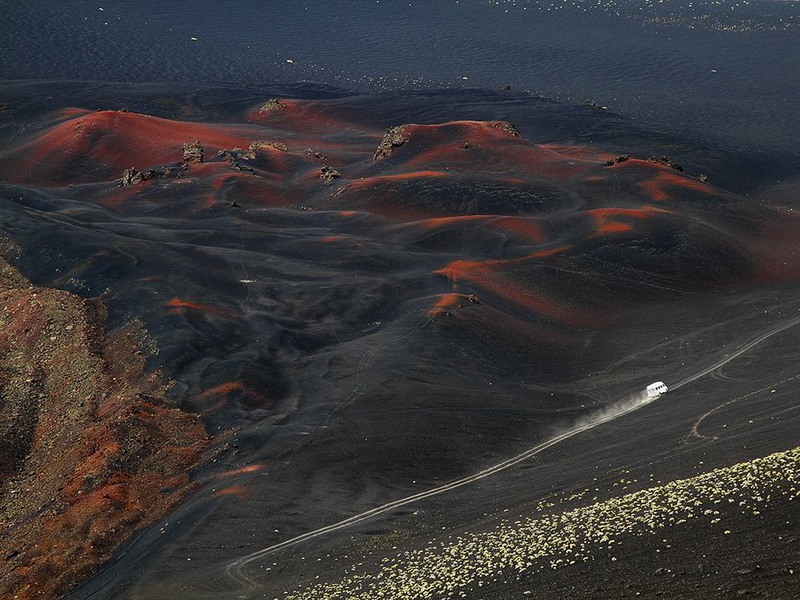 13. Одно из самых больших вулканических полей в Южной Америке - Ла Паулина. Автор - Albert Claveria.