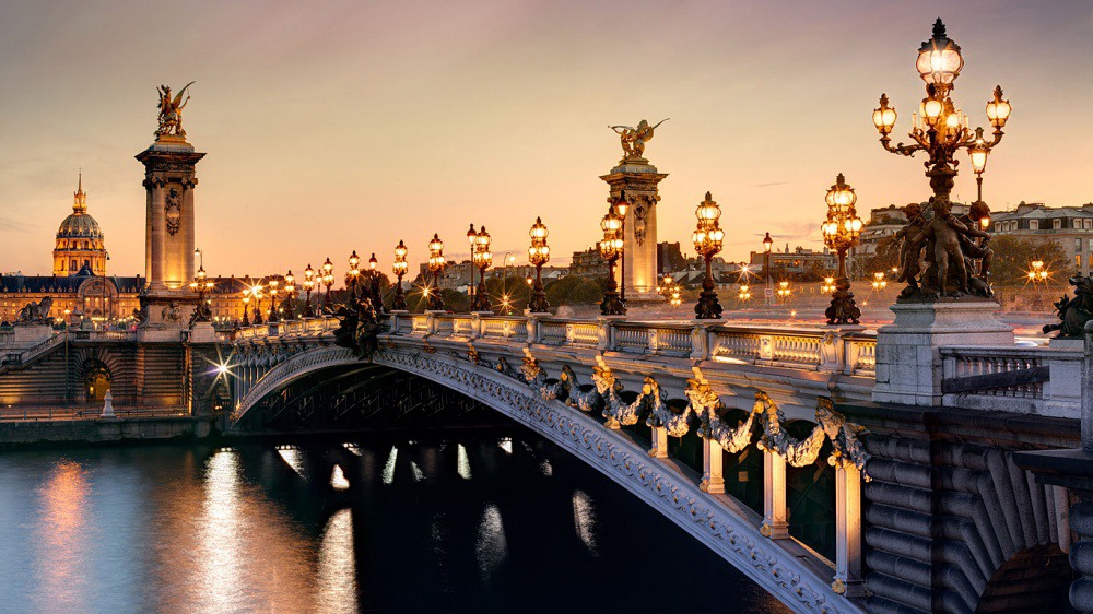 4 Мост Александра III, Франция. Источник: bridgesall