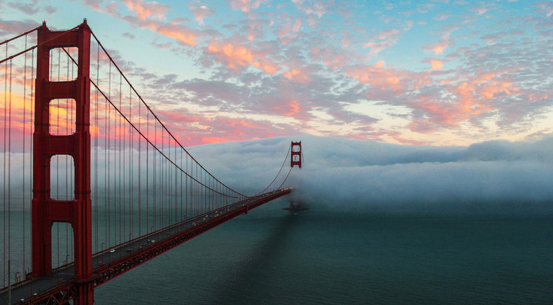 5 Туман и мост Золотые Ворота в Сан-Франциско. Автор - Liu He.