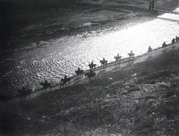 Пограничники на реке Вахш
1930 г.