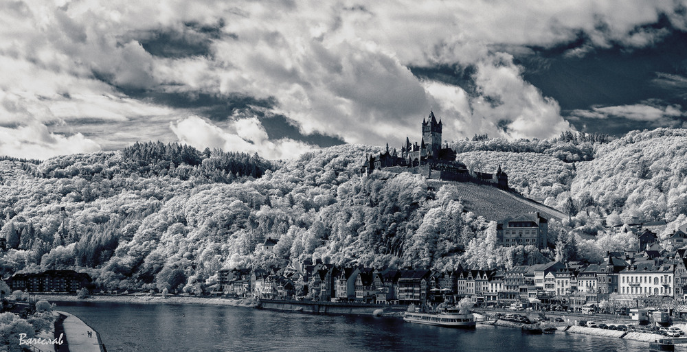 Кохем, замок Райхсбург в інфрачервоному Автор: Вячеслав