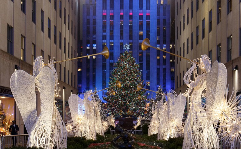 5 Нью-Йорк, США. Экстравагантное открытие рождественской елки в Рокфеллер-центре. Источник: Li Muzi
