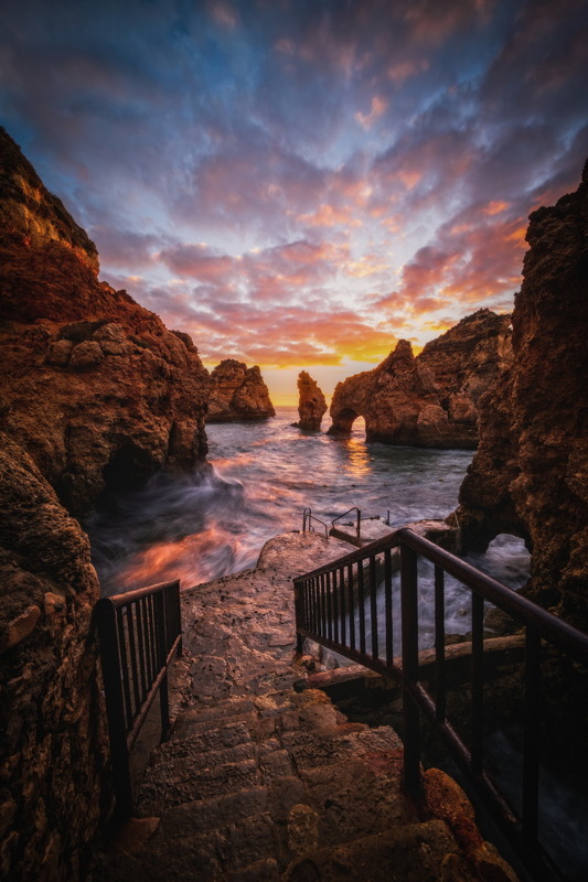 Sunrise over Ponta da PiedadeАвтор: Сергій Вовк