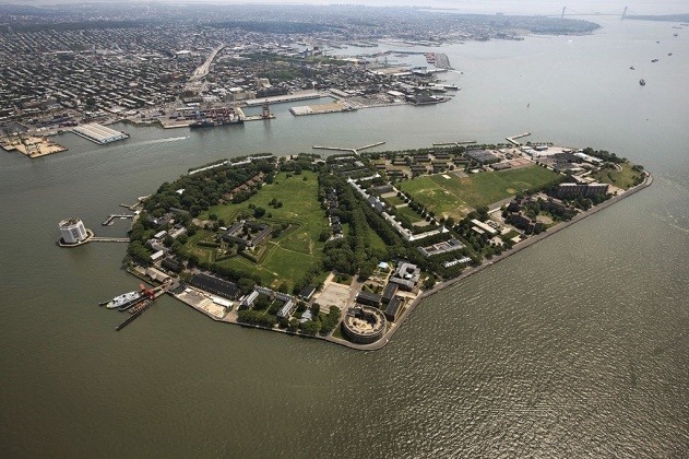 8 Governors Island National Monument, Governors Island, Upper New York Bay, New York, United States
