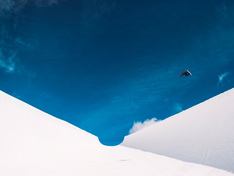 40 Snowboarding in Laax, Switzerland
Photograph by Lorenz Richard, Red Bull Content Pool.