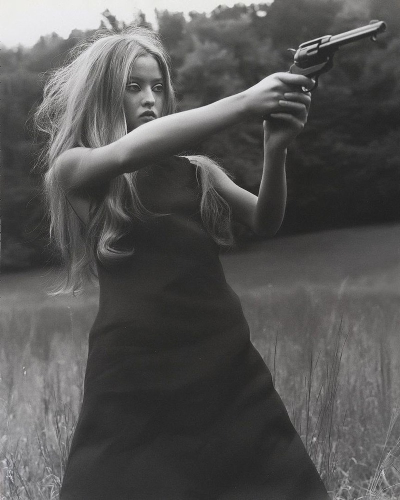 Модель Devon Aoki в об'єктиві фотографа Mikael Jansson