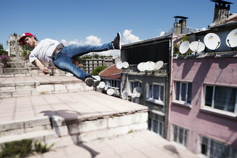 3 Павел Петкун покоряет крыши Стамбула на Red Bull Art Of Motion. Jaanus Ree/Red Bull Content Pool.