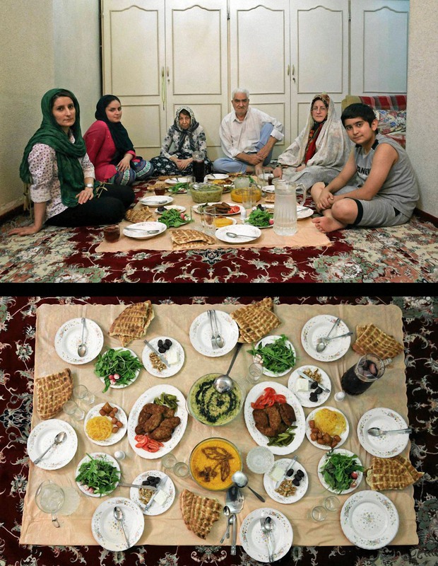 7 Семья из Тегерана (Иран). Автор - VAHID SALEMI / Associated Press
