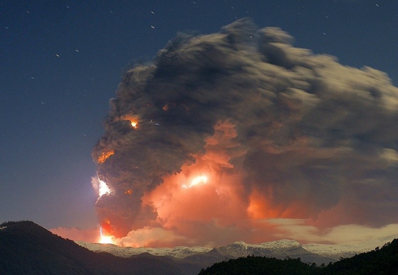 4 Извержение вулкана Кордон-Каулле, Чили. Источник: Rival Gustavo