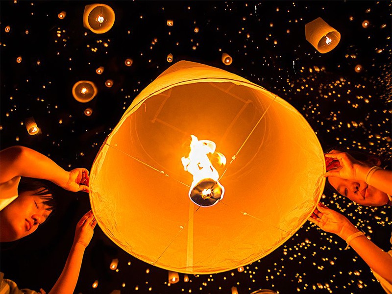 18 Фестиваль небесных фонарей в Чианг Май, Таиланд. Источник: Sherry Zhao