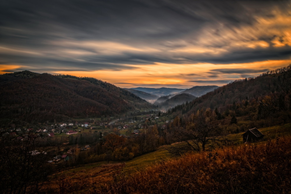 Autumnal Carpathian eveningАвтор: Сергій Вовк