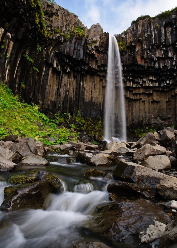 33 Водопад «Свартифосс». Источник: extremeiceland.