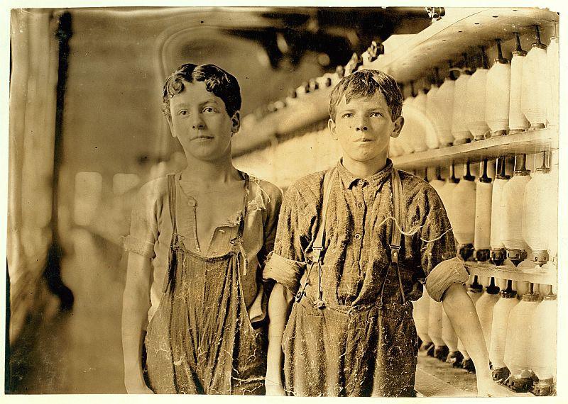 25 Текстильная фабрика Chace Cotton Mill в Берлингтоне, Вермонт. Май 1909 года.