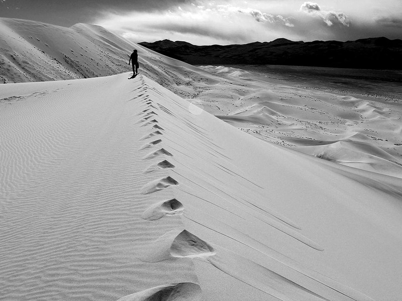 8 Дюны "Долина смерти". Автор - Kim Mitchell.
Дюны "Eureka" в Калифорнии.
