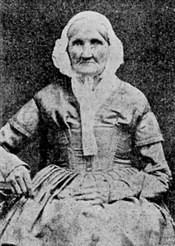 18 Ханна Стилли родилась в 1746, сфотографирована в 1840 году. Полагают, что эта женщина родилась раньше всех, кто когда-либо фотографировался.
