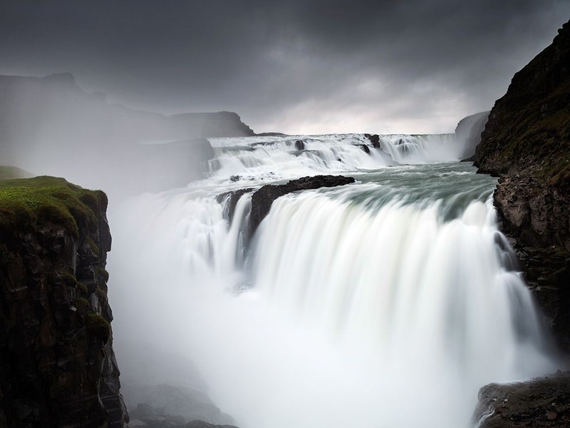 20 Ледяной порыв. Автор - Andrea Centon. Река Хвитау (Исландия).