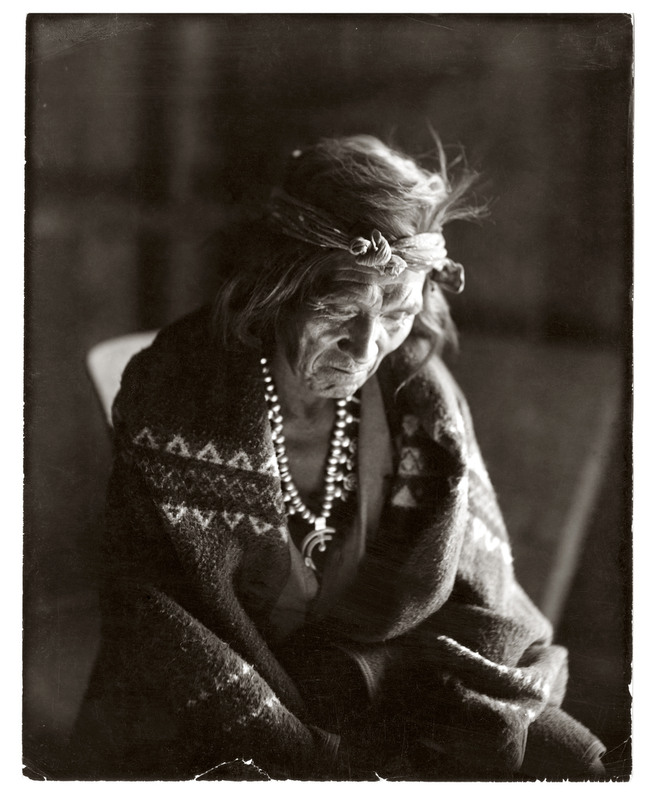 8 Женщина навахо.