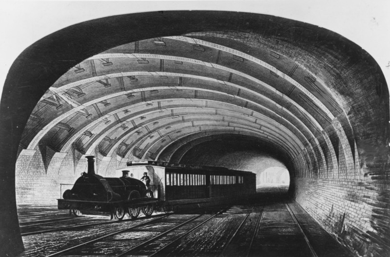 1. 1863 г.: Первый поезд на линии метро.