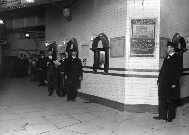 7. Вестибюль станции Ливерпуль Стрит. 1912 г.