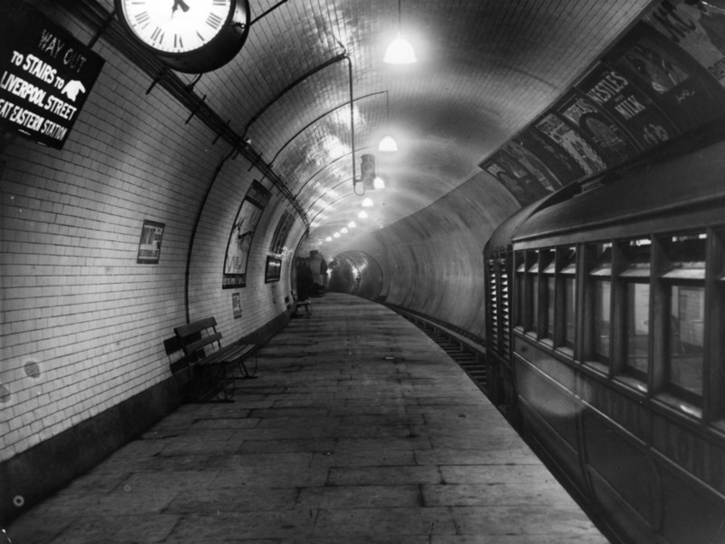 8. Платформа на станции Ливерпуль Стрит. 1912 г.
