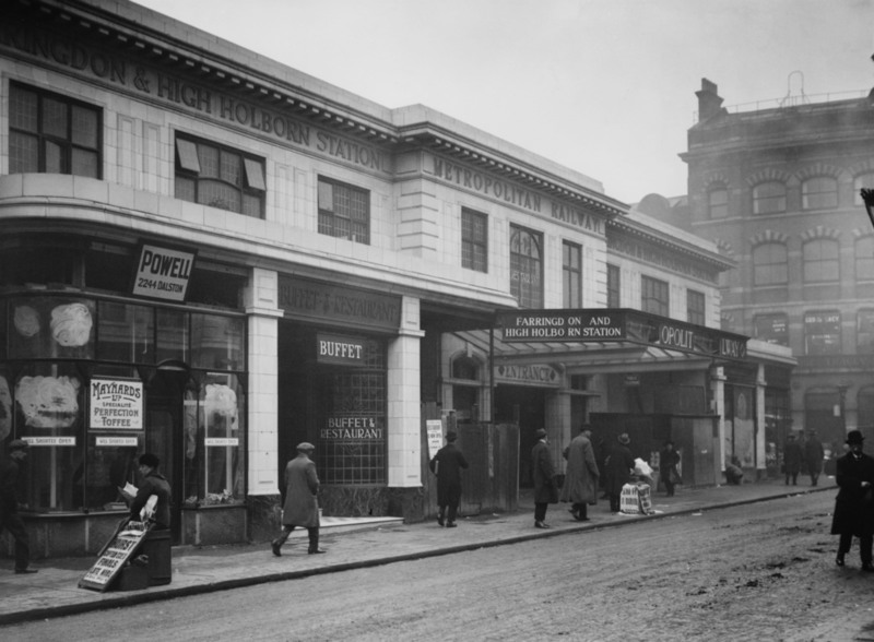 11. Станция Фаррингдон, март 1924 г.