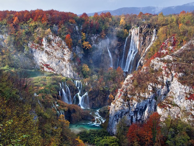 2. Национальный парк "Плитвицкие озера" в Хорватии. В 1979 году этот парк был включен в список «Всемирное наследие» ЮНЕСКО. Автор - Vedrana Tafra.
