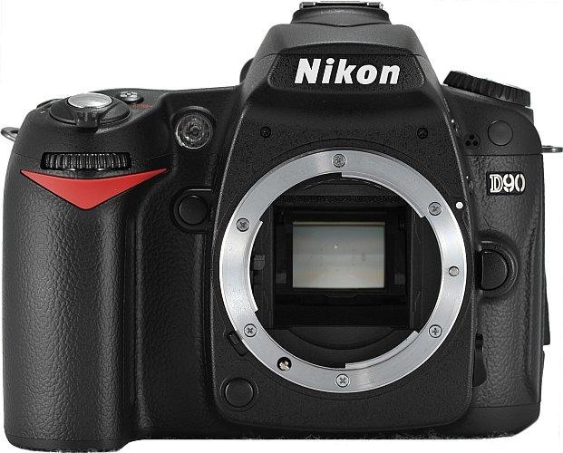 Продам Nikon D90 body