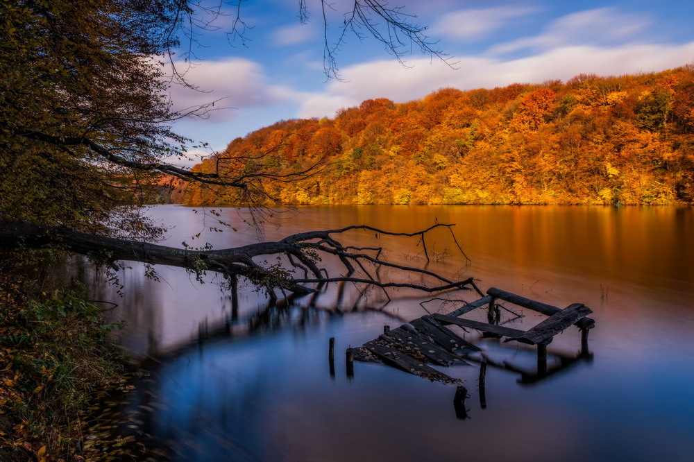 Озеро Барвинок в начале ноября Автор: Сергей Вовк