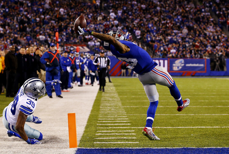 44 The New York Giants’ Odell Beckham Jr. made a seemingly impossible one-handed reception to score a touchdown against the Dallas Cowboys. EAST RUTHERFORD, N.J.
11/23/2014