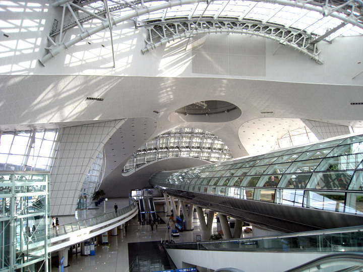 2 Международный аэропорт "Чанги" (Сингапур).