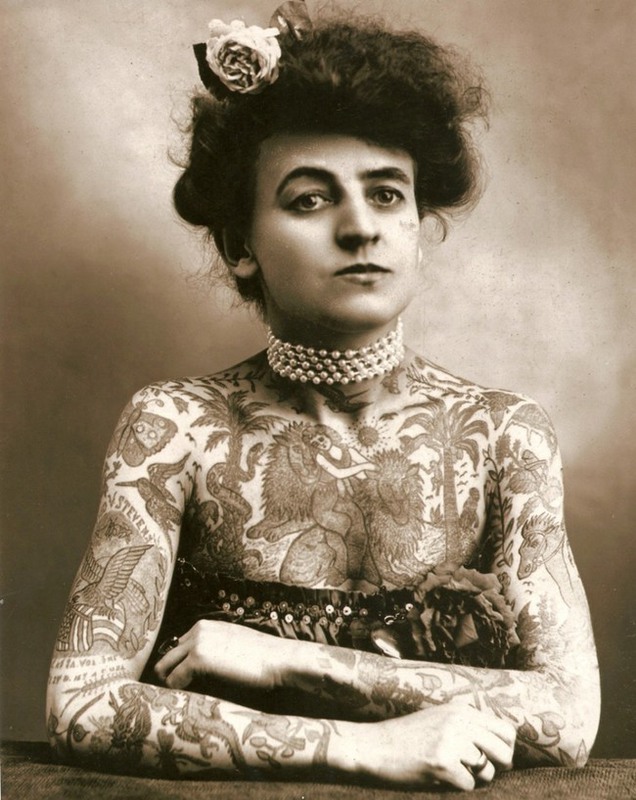 2 Мод Вагнер – первая женщина мастер тату, хорошо известна в Соединённых Штатах (1907). Источник: newyorker.com