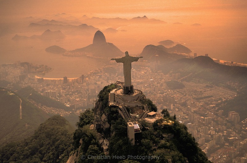 7 Статуя Христа-Искупителя в Рио-де-Жанейро. Источник: Christian Heeb