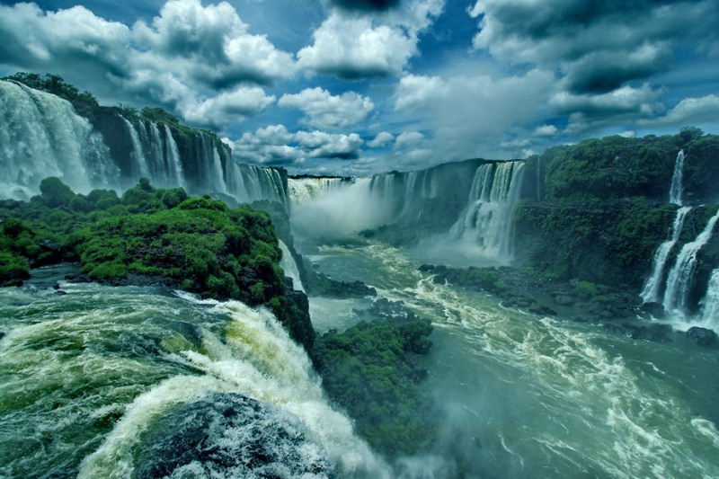 10 Водопады Игуасу. Источник: photobucket