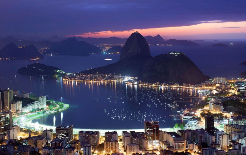 15 Вид на Рио-де-Жанейро и Петрополис. Источник: Associated Press
