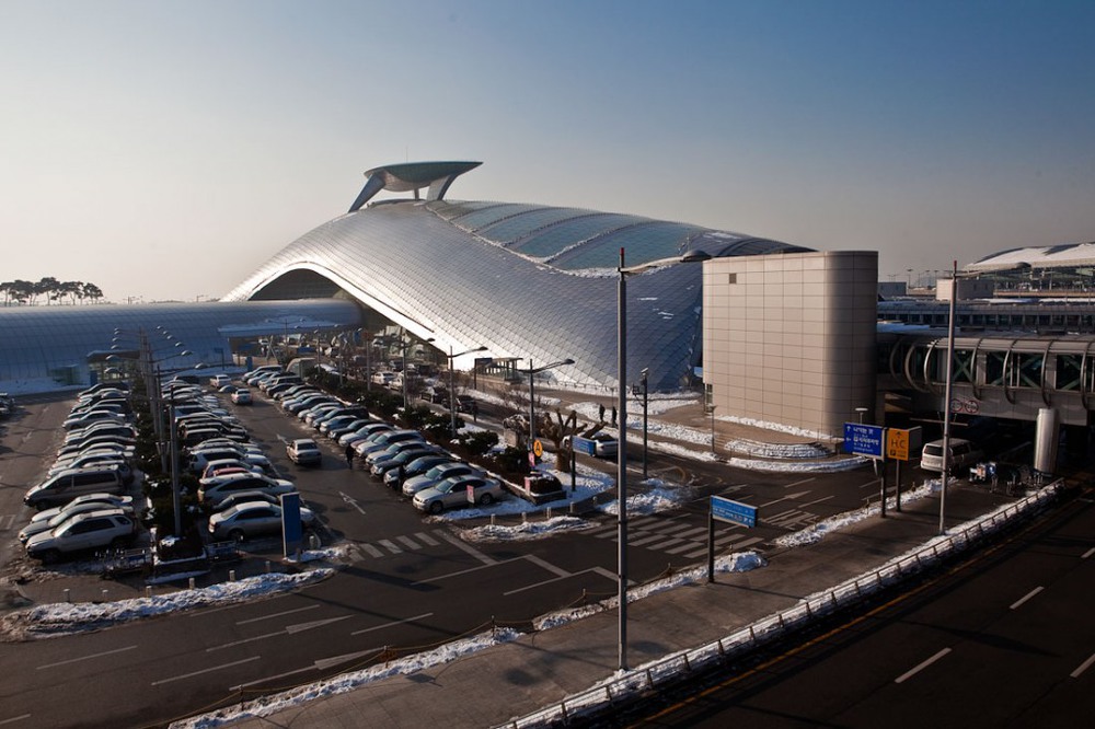 6 Международный аэропорт "Инчхон" (Сеул, Южная Корея).