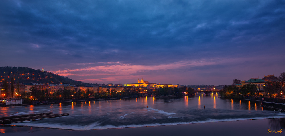 золота Прага над Влтавою...Автор: Вячеслав