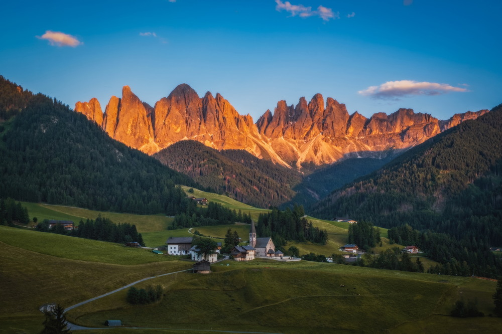 Santa Maddalena nei raggi del tramonto Author: Сергій Вовк