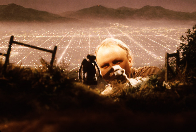 24 "Инопланетянин" - фантастический фильм 1982 года.