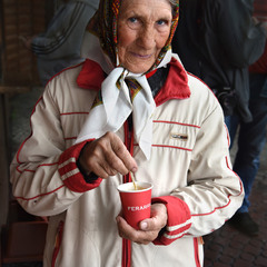 женщина с кофе