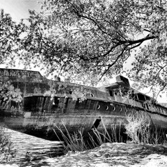 Заброшенное судно *Владивосток*