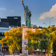 Париж. Статуя Свободы