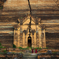 Пагода Мингун (Мьянма)