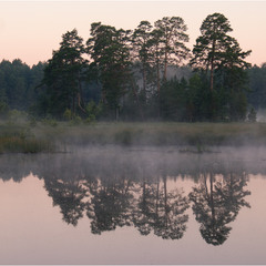 ранок на озері Святе **