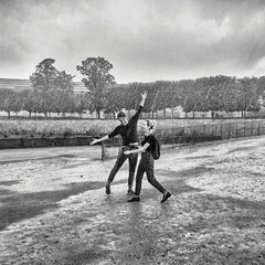 Танець під дощем