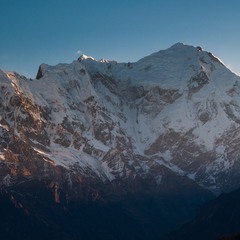 Восход в Гималаях