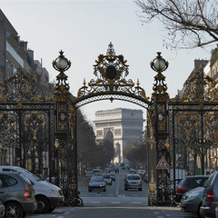 0454  Из цикла "Парижские мотивы" - Вид на Триумфальную арку